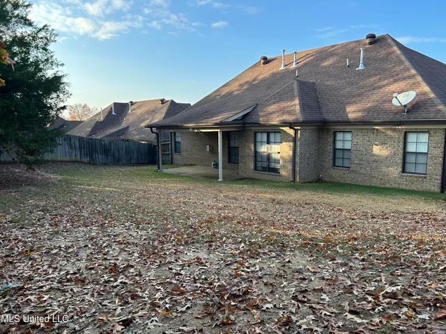 $359,900 | 67 Shady Ln Cove, Hernando, MS 38632