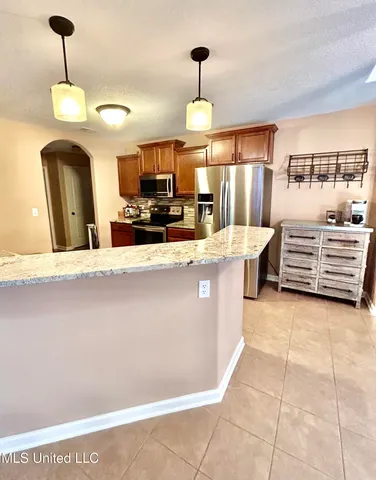 $359,900 | 67 Shady Ln Cove, Hernando, MS 38632