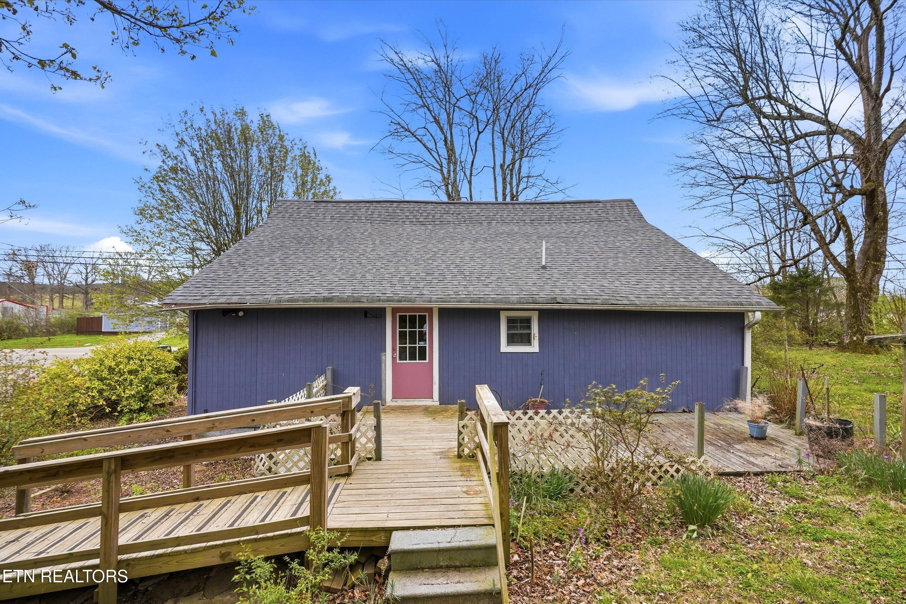 9457 Bockman Way Sparta, TN 38583 - Photo 17 of 38 17-9457 Crossville Hwy-17