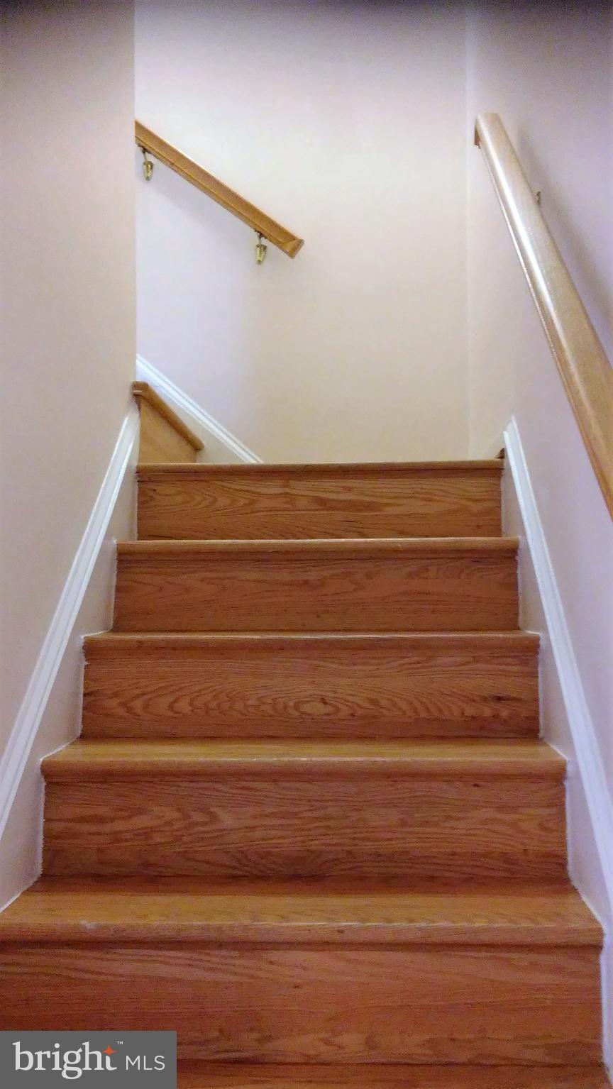 6813 Market Square Drive McLean, VA 22101 - Photo 5 of 12 Interior (General)