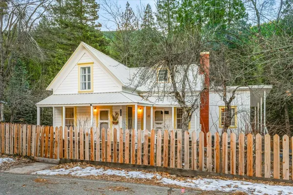 $500,000 | 20 Lake Street, Sierra City, CA 96125