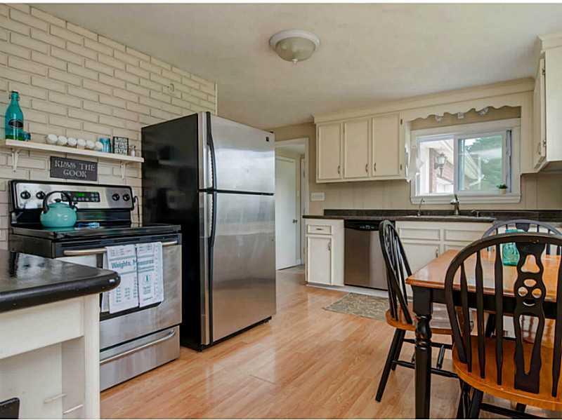 10 Small Hardy Road Westbrook, ME 04092 - Photo 11 of 35 Kitchen.