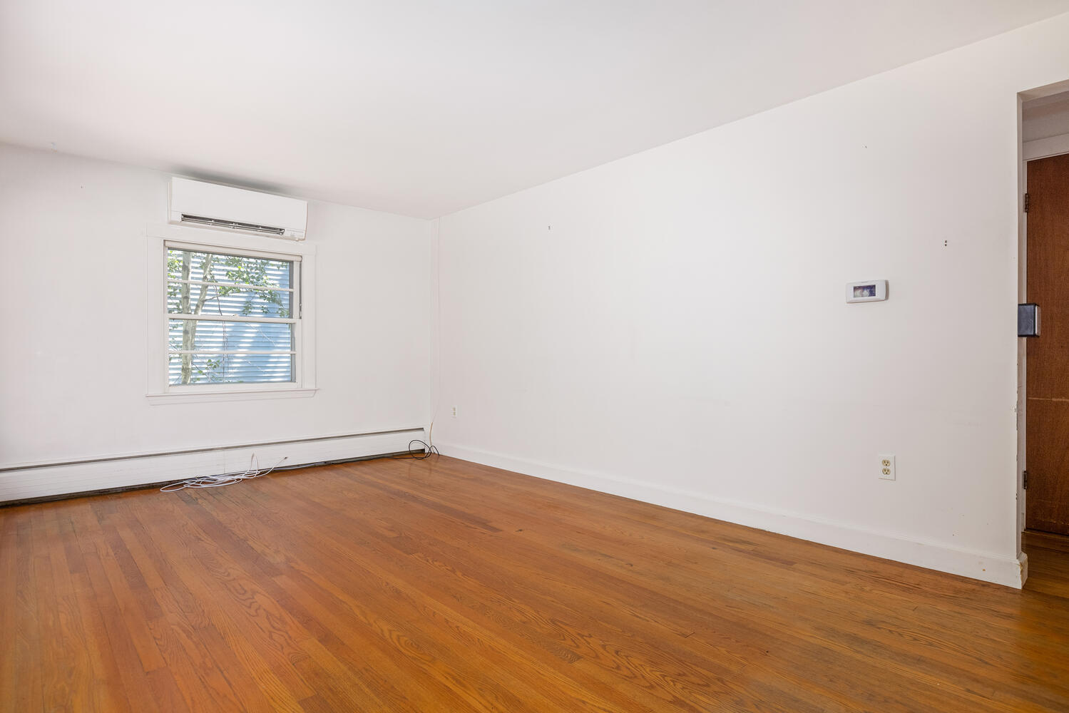 49 Malilly Road Portland, ME 04103 - Photo 11 of 29 49 Malilly Rd Portland ME-large-011-026-
