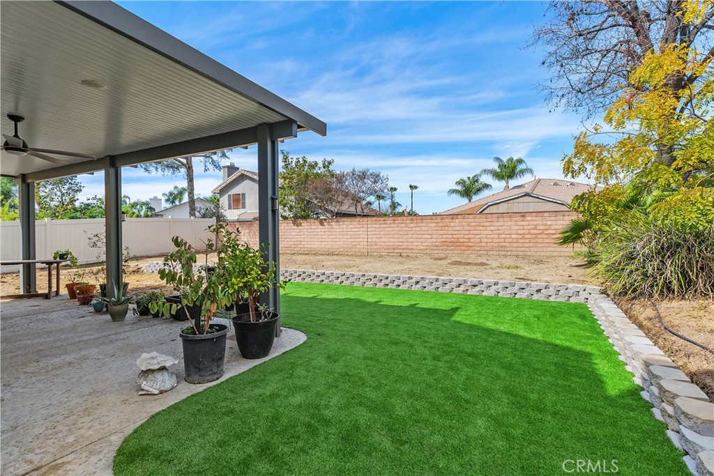 30318 Deer Meadow Road Temecula, CA 92591 - Photo 18 of 19 Back Yard from Side