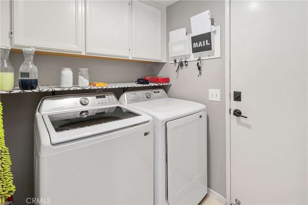 30318 Deer Meadow Road Temecula, CA 92591 - Photo 19 of 19 Laundry room adjacent to garage.