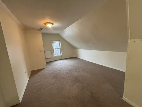 $1,450 | 15 Wheelock Street, Unit C, Manchester, NH 03102