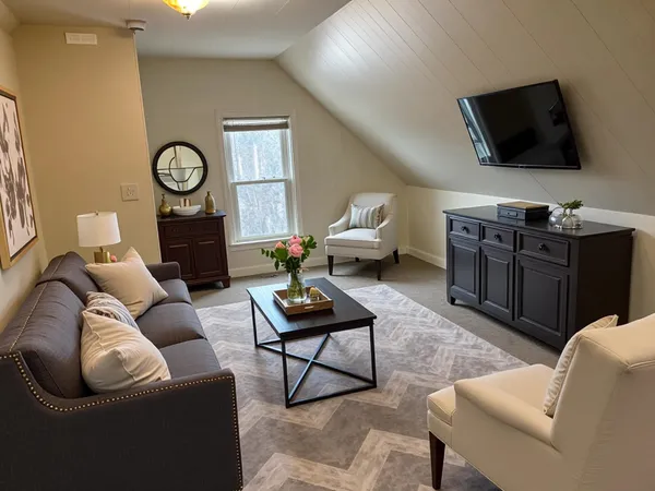 $1,450 | 15 Wheelock Street, Unit C, Manchester, NH 03102