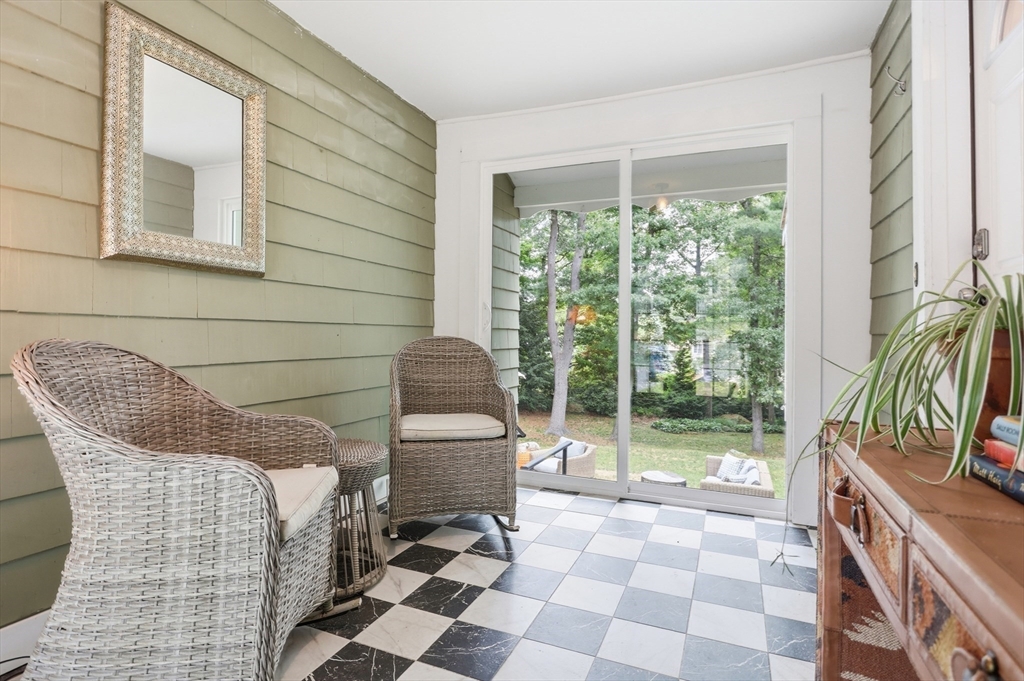 377 Pearl Street Reading, MA 01867 - Photo 12 of 16