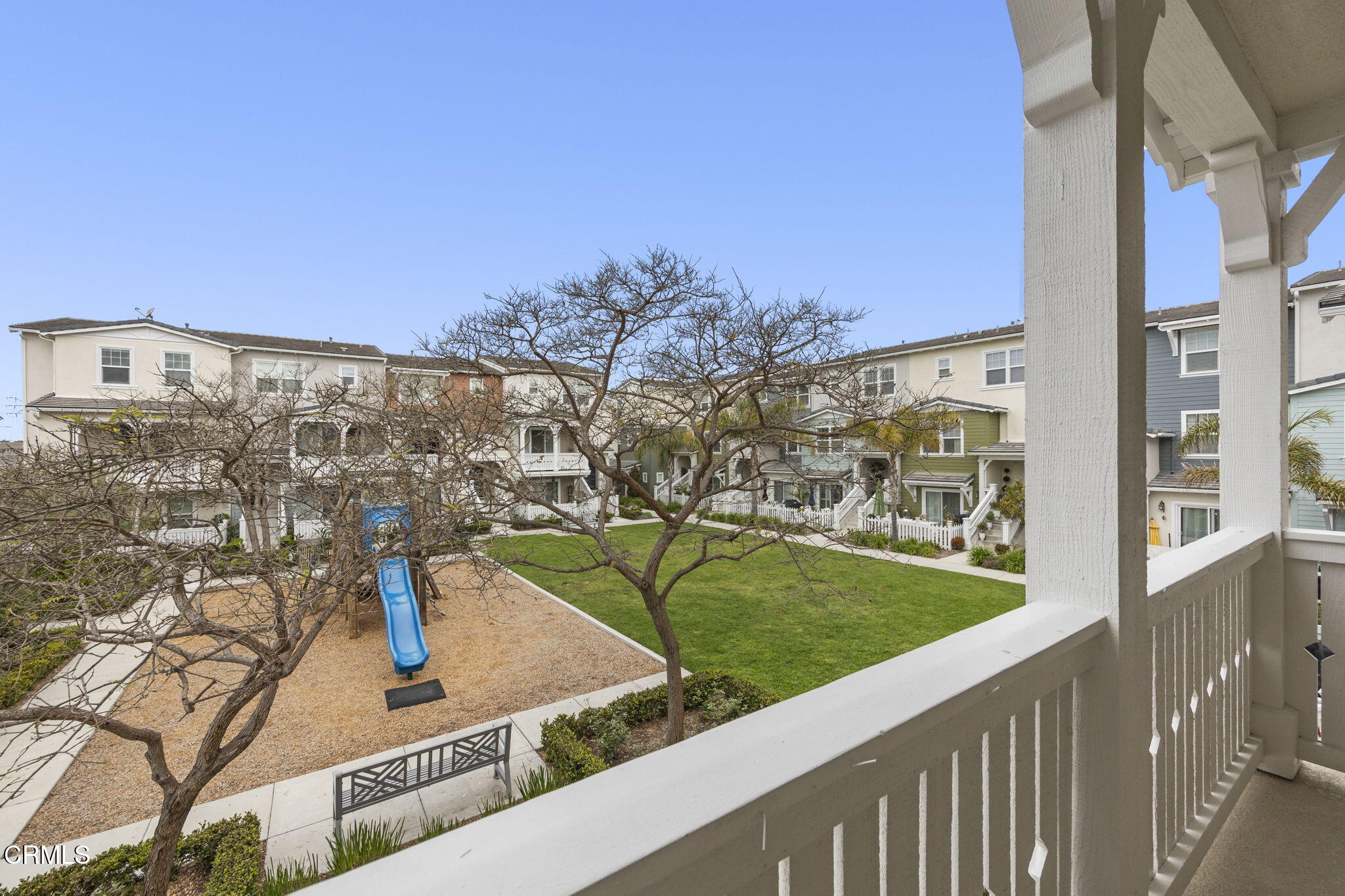 3703 Islander Walk Oxnard, CA 93035 - Photo 29 of 58 27-web-or-mls-UpmarketMedia_3703I-110