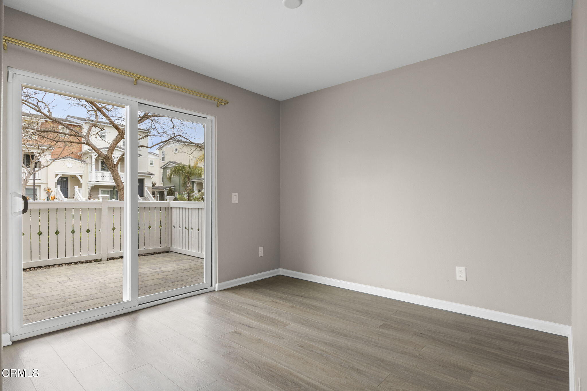 3703 Islander Walk Oxnard, CA 93035 - Photo 32 of 58 31-web-or-mls-UpmarketMedia_3703I-15