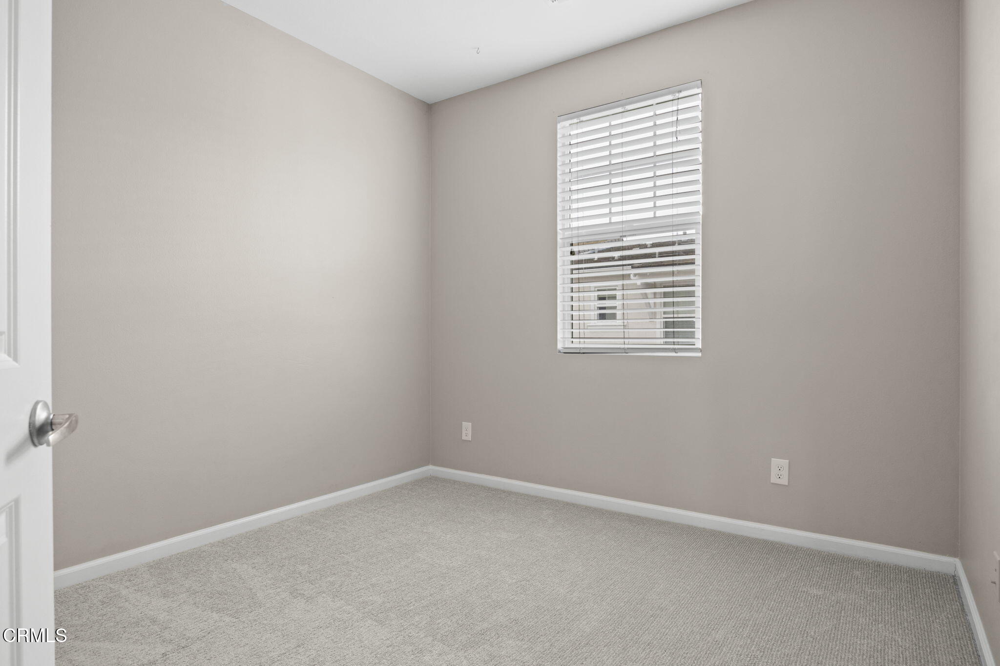 3703 Islander Walk Oxnard, CA 93035 - Photo 39 of 58 35-web-or-mls-UpmarketMedia_3703I-27