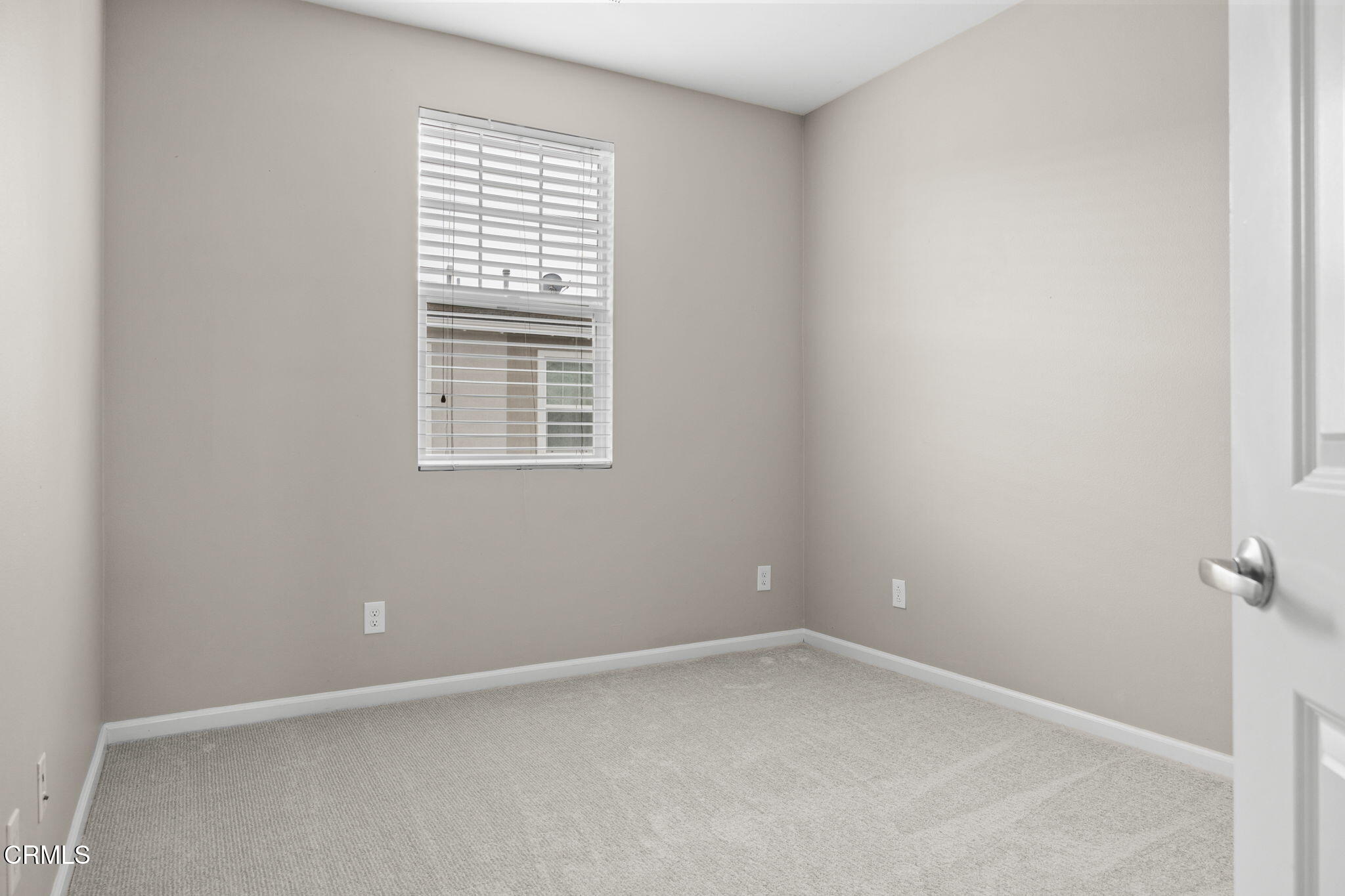 3703 Islander Walk Oxnard, CA 93035 - Photo 40 of 58 36-web-or-mls-UpmarketMedia_3703I-30