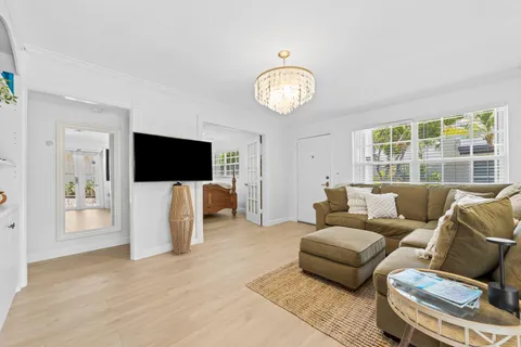 $5,000 | 1855 South Ocean Boulevard, Unit 5, Delray Beach, FL 33483