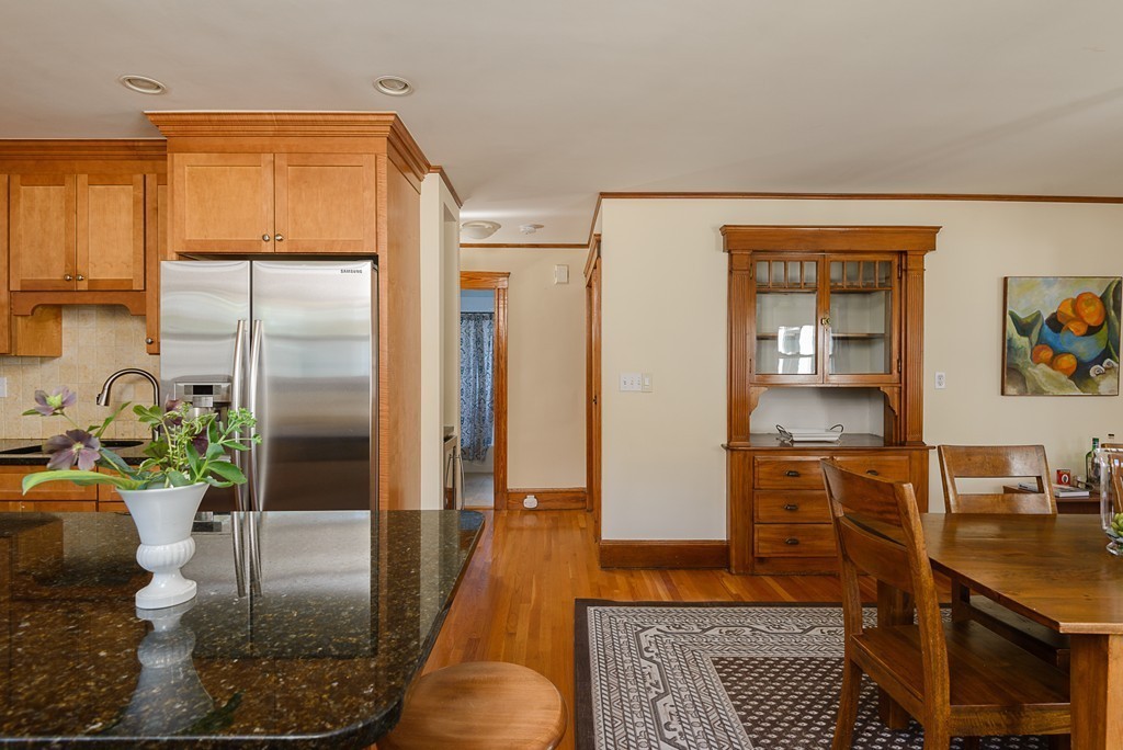 12-14 Pondview Road, Unit 2 Arlington, MA 02474 - Photo 17 of 42 Gallery Image 17