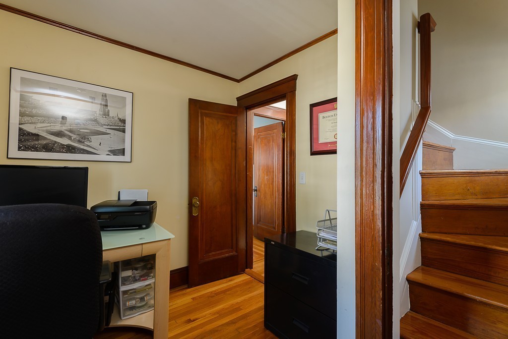 12-14 Pondview Road, Unit 2 Arlington, MA 02474 - Photo 24 of 42 Gallery Image 24