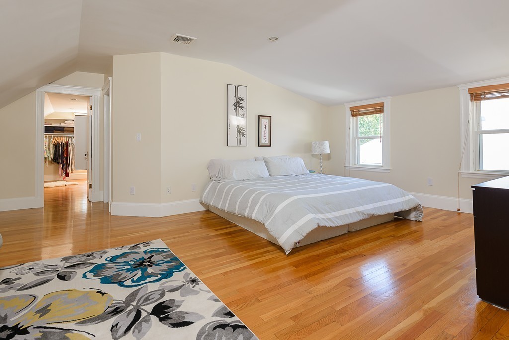 12-14 Pondview Road, Unit 2 Arlington, MA 02474 - Photo 25 of 42 Gallery Image 25