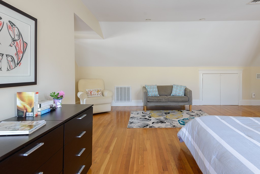 12-14 Pondview Road, Unit 2 Arlington, MA 02474 - Photo 28 of 42 Gallery Image 28