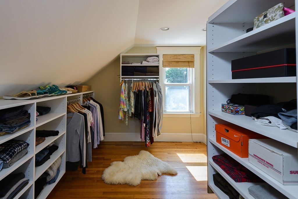 12-14 Pondview Road, Unit 2 Arlington, MA 02474 - Photo 30 of 42 Gallery Image 30