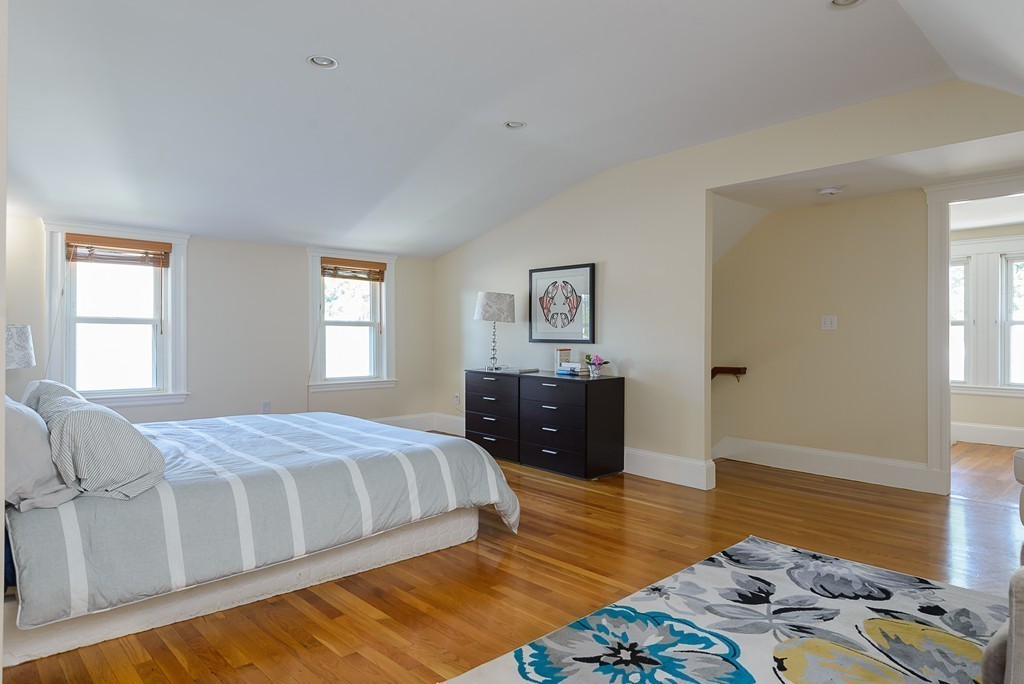 12-14 Pondview Road, Unit 2 Arlington, MA 02474 - Photo 35 of 42 Gallery Image 35
