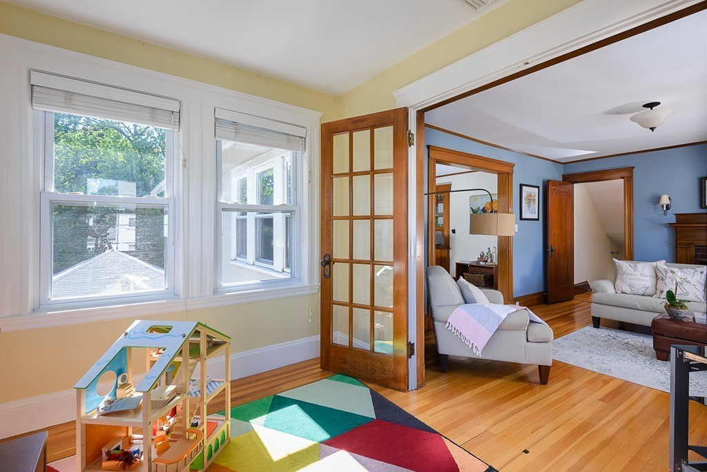 12-14 Pondview Road, Unit 2 Arlington, MA 02474 - Photo 8 of 42 Gallery Image 8