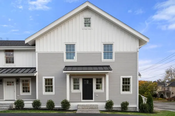 $1,795,000 | 63 Oak Street, Unit A, Wellesley, MA 02482