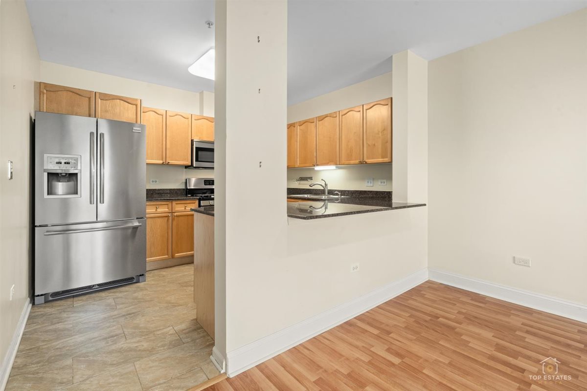 860 Weidner Road, Unit 406 Buffalo Grove, IL 60089 - Photo 7 of 25 Gallery Image 7
