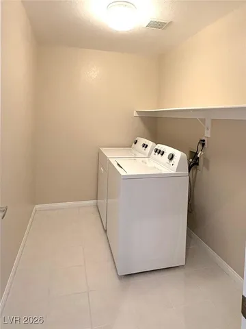 $2,400 | 8945 Goddess Court, Las Vegas, NV 89117