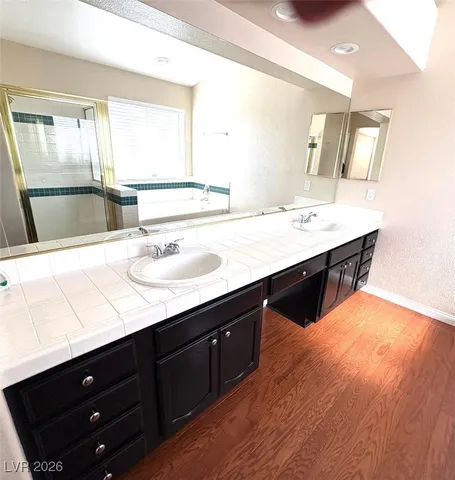 $2,400 | 8945 Goddess Court, Las Vegas, NV 89117