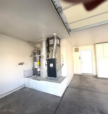 $2,400 | 8945 Goddess Court, Las Vegas, NV 89117