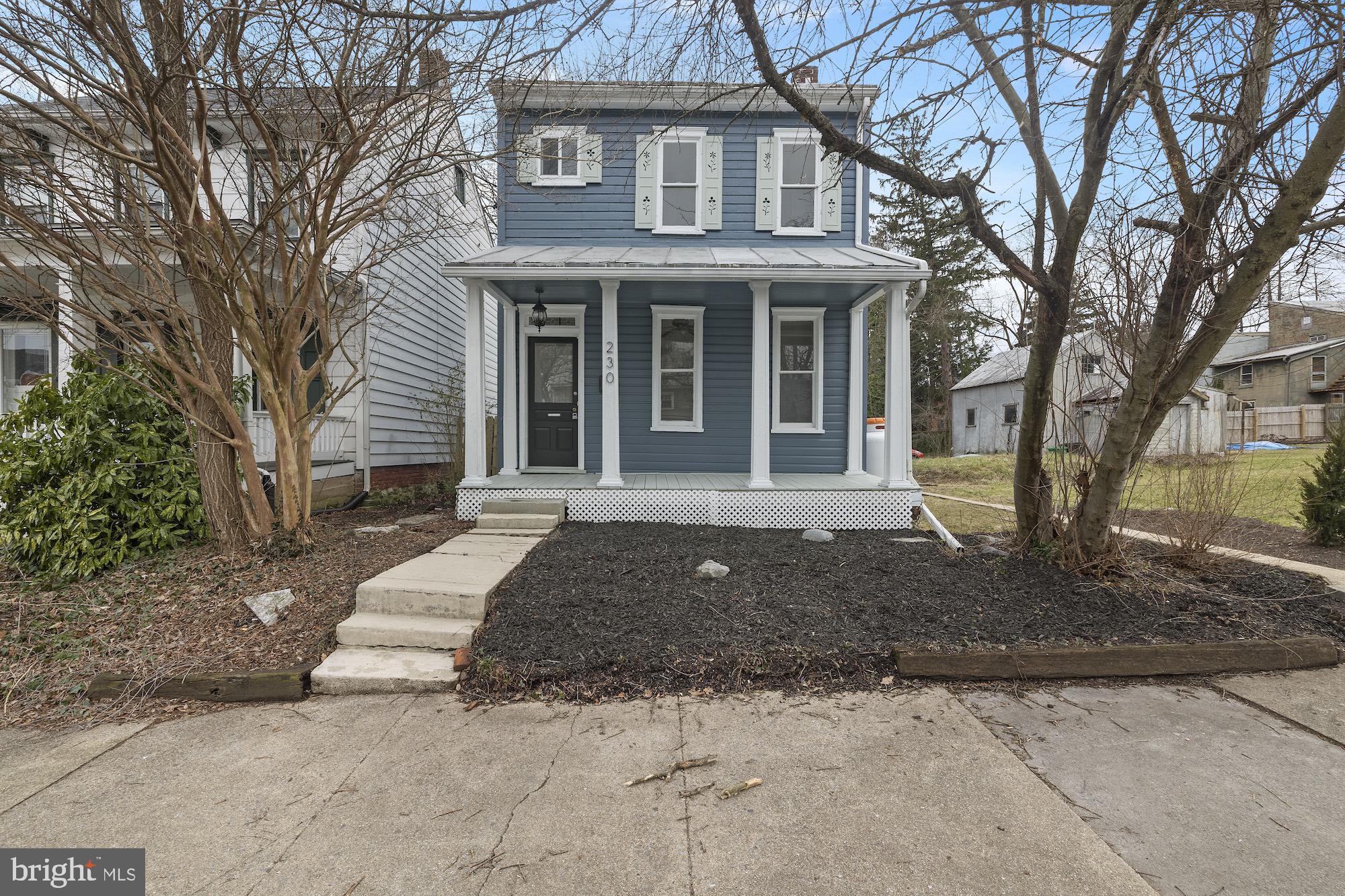 230 East Louther St  