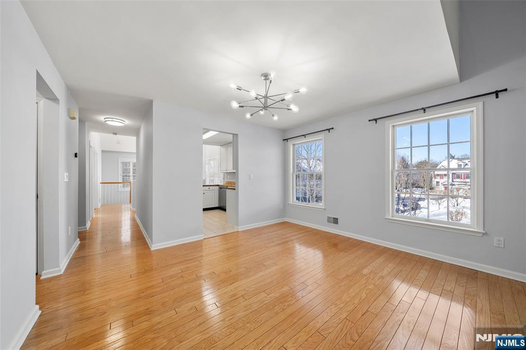 36 Woods Edge Road Old Tappan, NJ 07675 - Photo 13 of 31