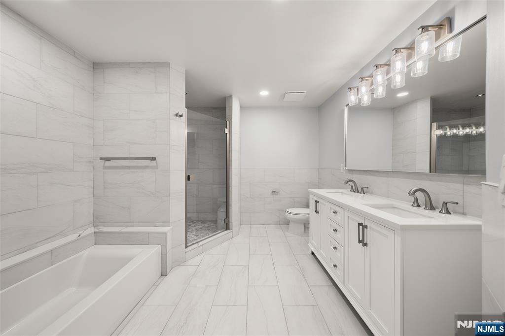 36 Woods Edge Road Old Tappan, NJ 07675 - Photo 17 of 31