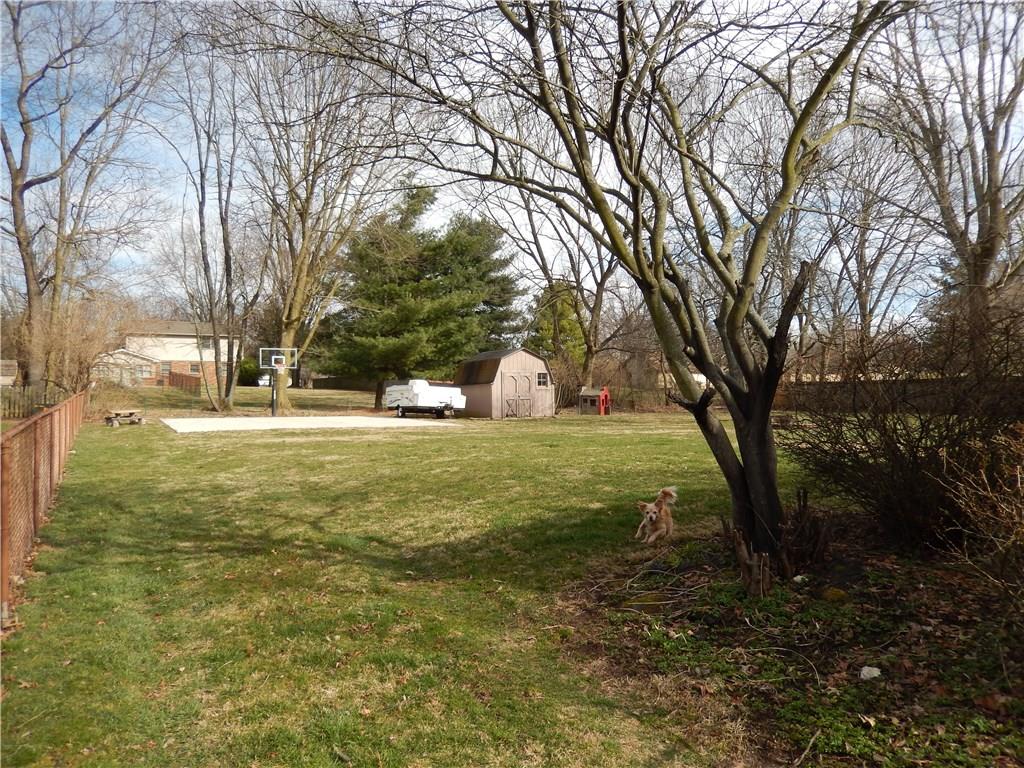 487 Valley Way Road Greenwood, IN 46142 - Photo 12 of 17 Gallery Image 12