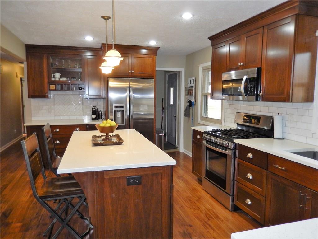 487 Valley Way Road Greenwood, IN 46142 - Photo 13 of 17 Gallery Image 13