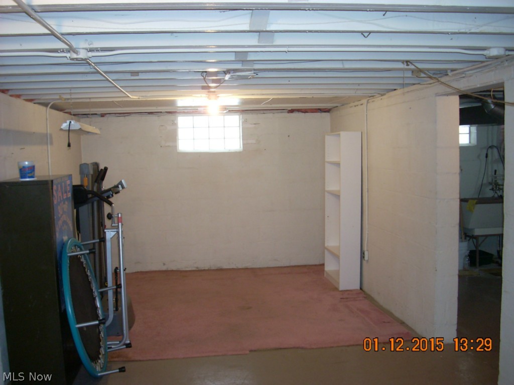 18401 Rosecliff Road Cleveland, OH 44119 - Photo 18 of 20 Gallery Image 18