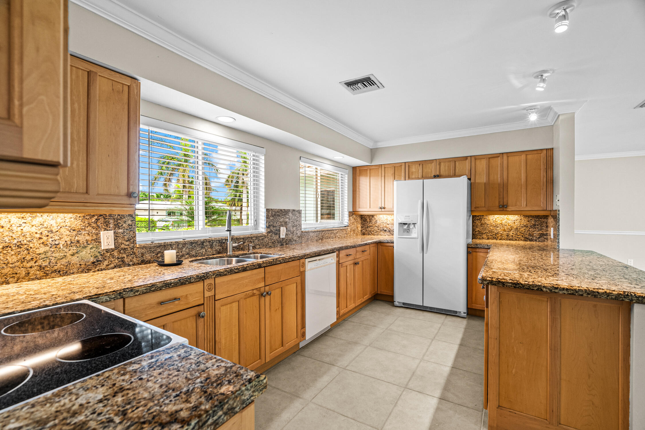 1260 Southwest 9th Street Boca Raton, FL 33486 - Photo 30 of 42 DSC08618