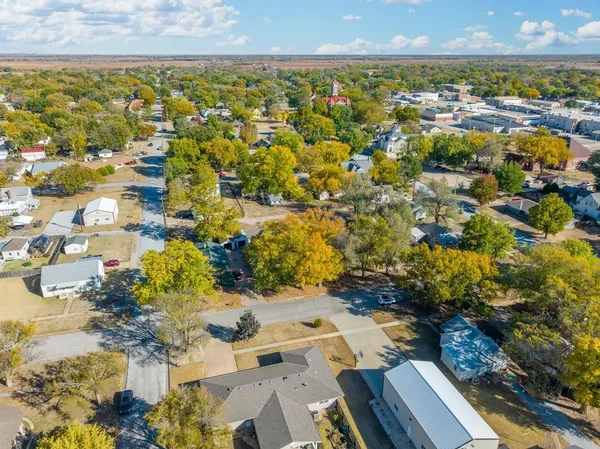 $120,000 | 311 North Kansas Avenue, Anthony, KS 67003