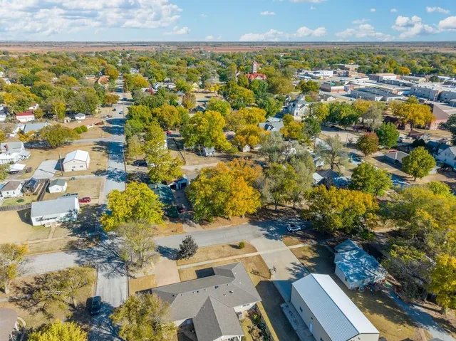 $120,000 | 311 North Kansas Avenue, Anthony, KS 67003