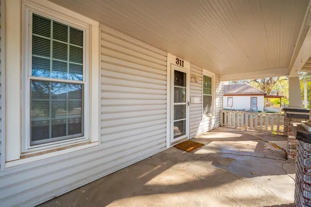 $120,000 | 311 North Kansas Avenue, Anthony, KS 67003