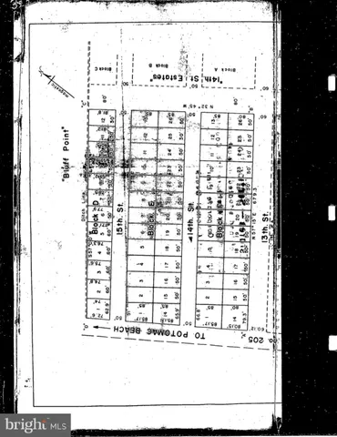 a black and white photo of a room