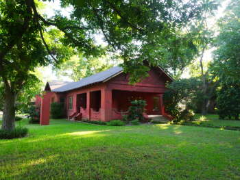 700 North Main Street Elgin, TX 78621 - Photo 22 of 23 Gallery Image 22