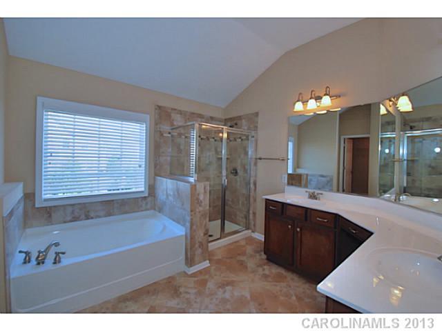 10533 Greenhead View Road Charlotte, NC 28262 - Photo 11 of 16