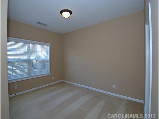 10533 Greenhead View Road Charlotte, NC 28262 - Photo 12 of 16