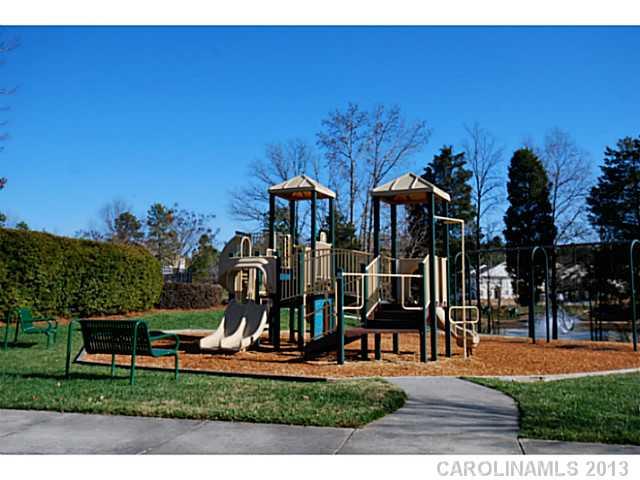 10533 Greenhead View Road Charlotte, NC 28262 - Photo 14 of 16