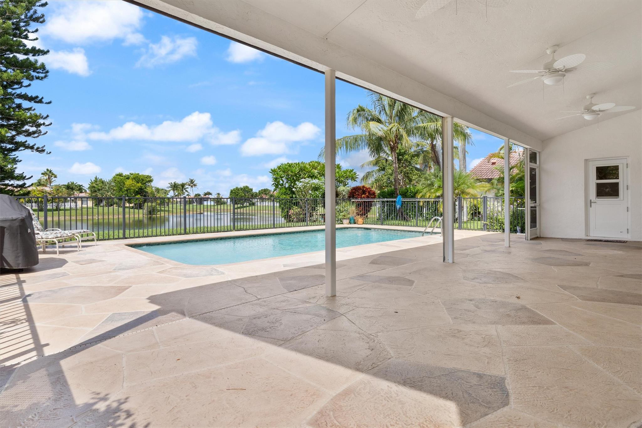 20724 Waters Edge Court Boca Raton, FL 33498 - Photo 28 of 34 Photo 28