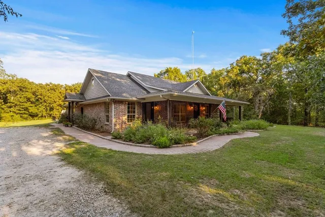 $999,000 | 796 Vzcr 1922, Fruitvale, TX 75127