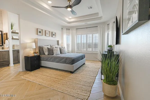 $384,950 | 122 Loma Linda Court, Sunland Park, NM 88008