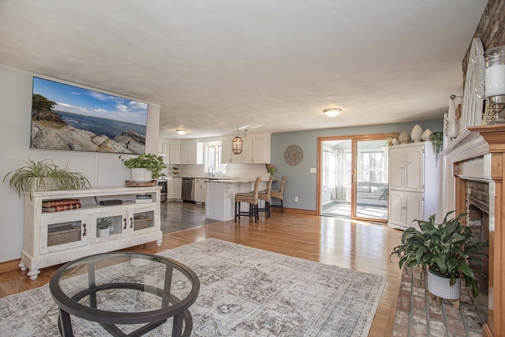 7 Appleton Way Medway, MA 02053 - Photo 11 of 42