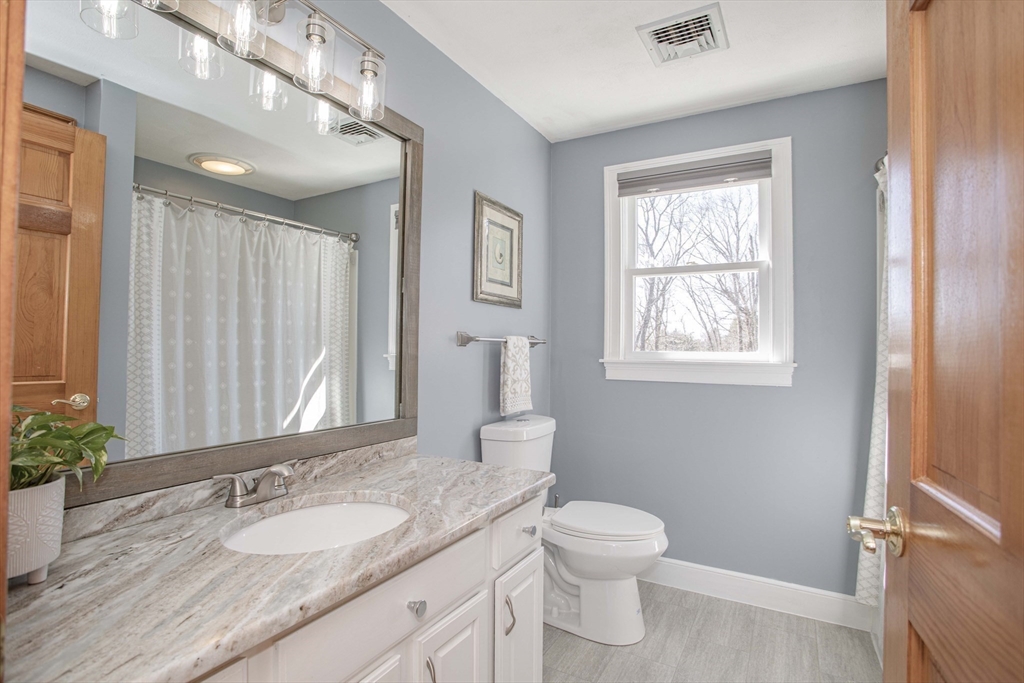 7 Appleton Way Medway, MA 02053 - Photo 18 of 42