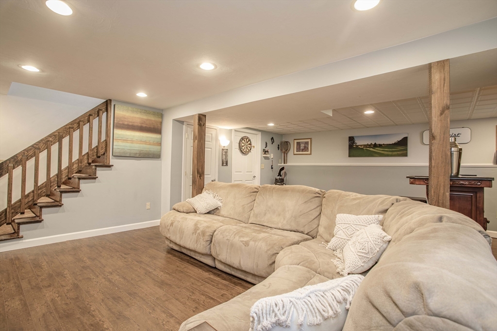 7 Appleton Way Medway, MA 02053 - Photo 28 of 42